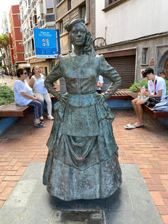 Picture af statue af Maria Sanchez